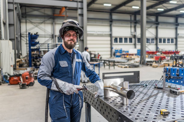 Best Pipe Welding in Ishpeng, MI